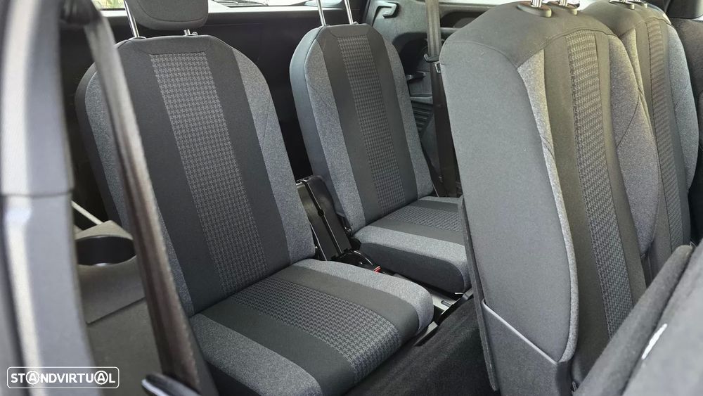 Peugeot 5008 — fotografia 23