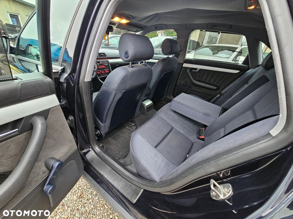 Audi A4 Limousine 2 - 8