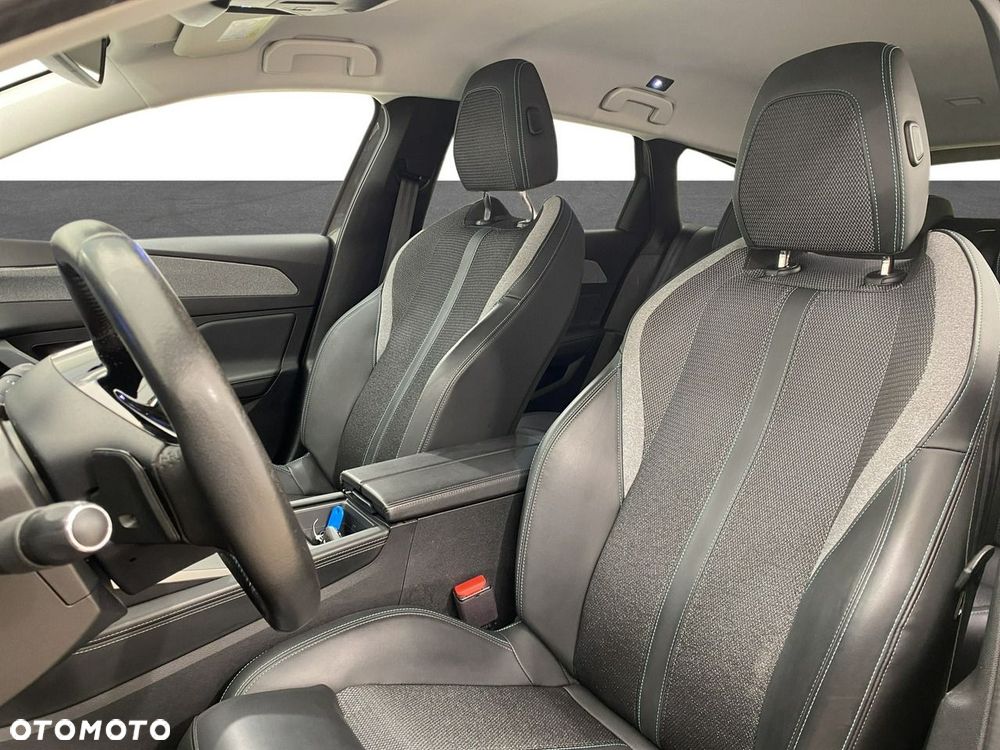 Peugeot 308 - 11