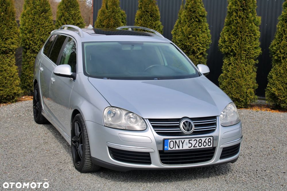Volkswagen Golf 2.0 TDI Highline DSG - 2