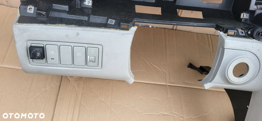 KONSOLA DESKA KIA OPIRUS - 6