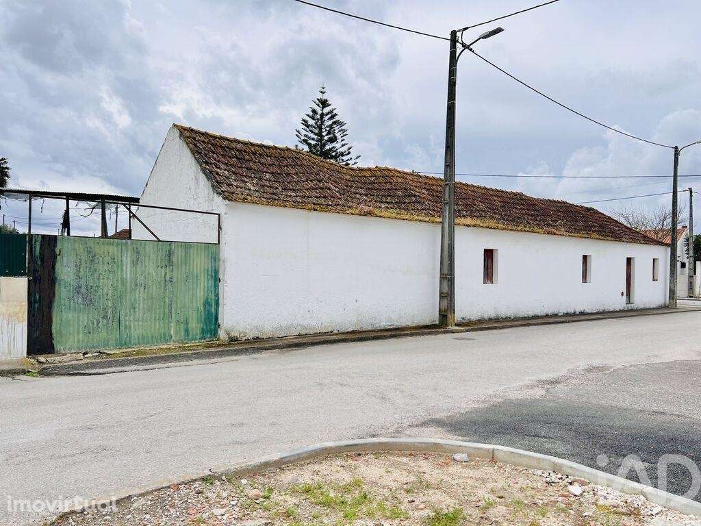 Casa / Villa T3 em Fazendas de Almeirim de 210,00 m2 - Grande imagem: 3/8