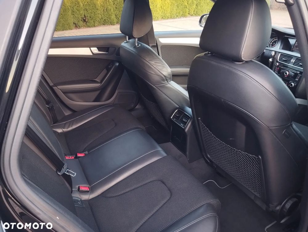 Audi A4 Avant 2.0 TFSI quattro S tronic S line Sportpaket - 24