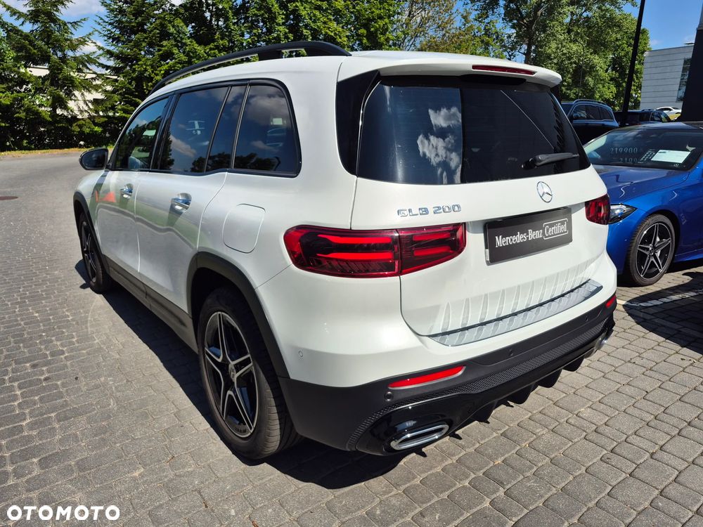 Mercedes-Benz GLB 200 7G-DCT - 9