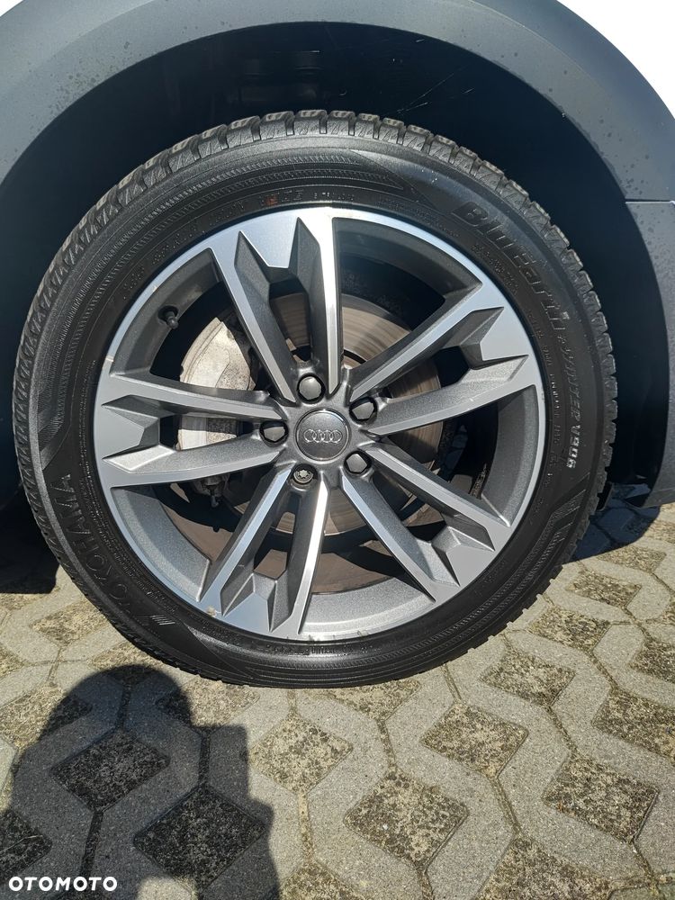 Audi A4 Allroad 2.0 TDI Quattro S tronic - 35