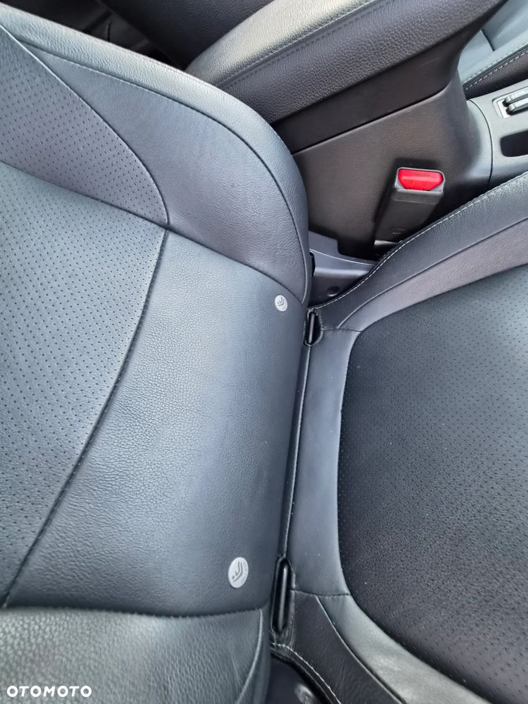 Mitsubishi Outlander 2.0 4WD Top - 31