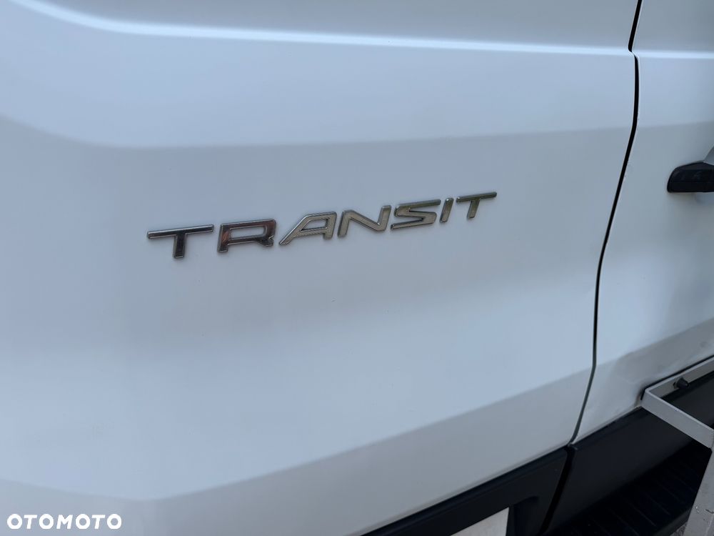 Ford TRANSIT - 21