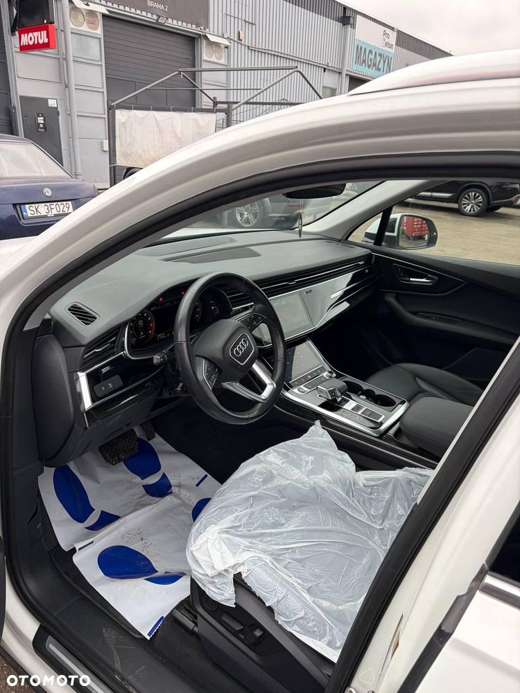 Audi Q7 55 TFSI mHEV Quattro Tiptr - 6