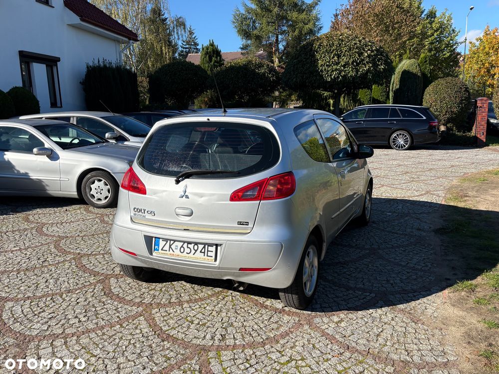 Mitsubishi Colt - 5