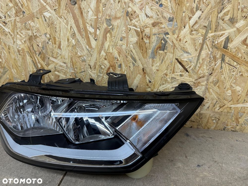 LAMPA PRZÓD PRAWA PRZEDNIA PRAWA ZWYKŁA AUDI A1 82A 82A941004 - 13