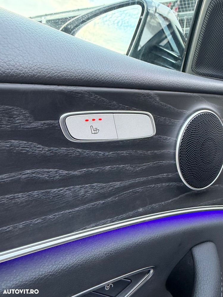 Mercedes-Benz E 200 9G-TRONIC - 19