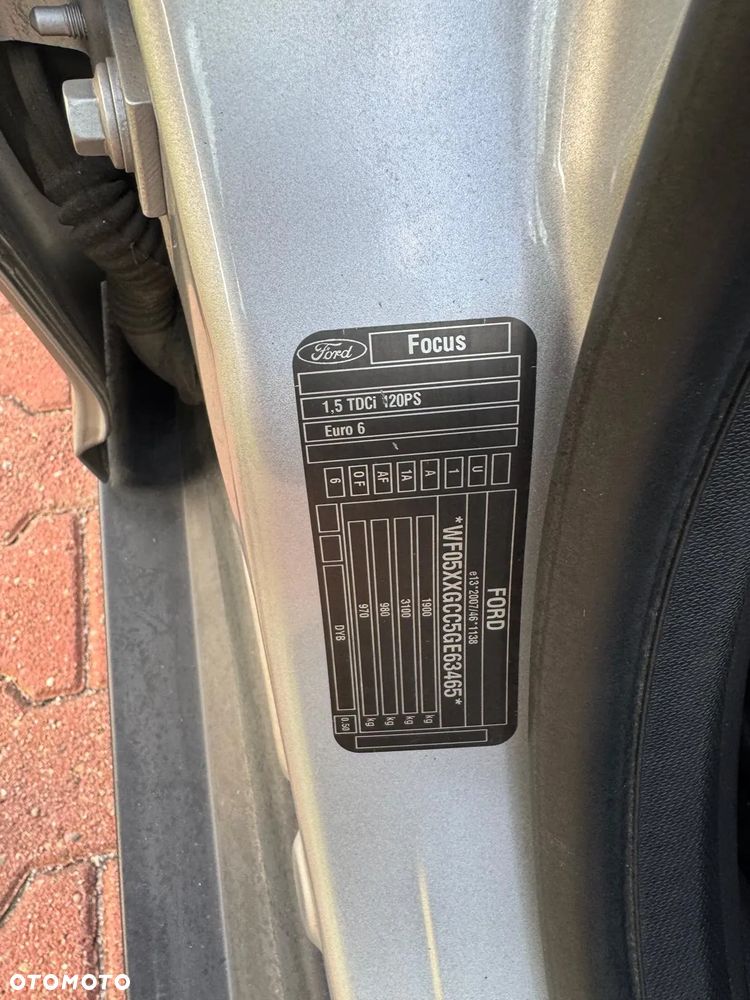 Ford Focus 1.5 TDCi DPF Start-Stopp-System Business - 4