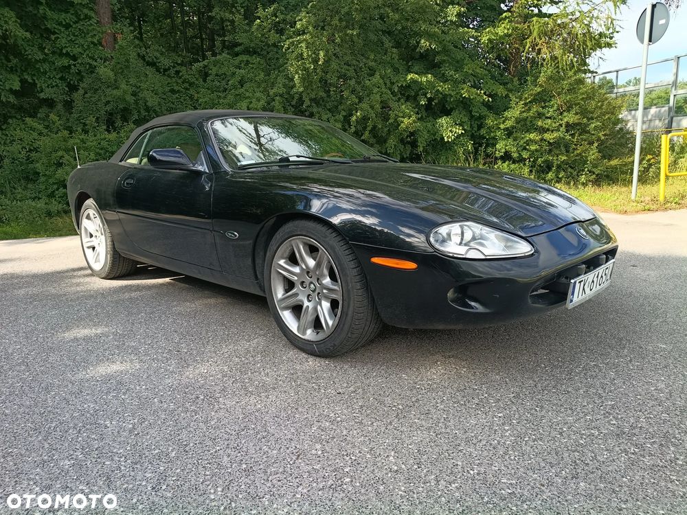 Jaguar XK8 - 17