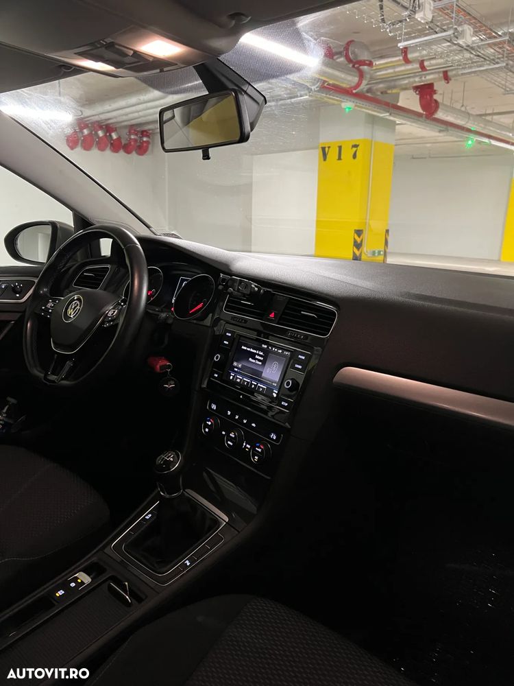Volkswagen Golf 1.6 TDI Comfortline - 22