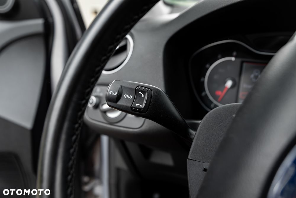 Ford Mondeo SW 2.2 TDCi Trend - 29