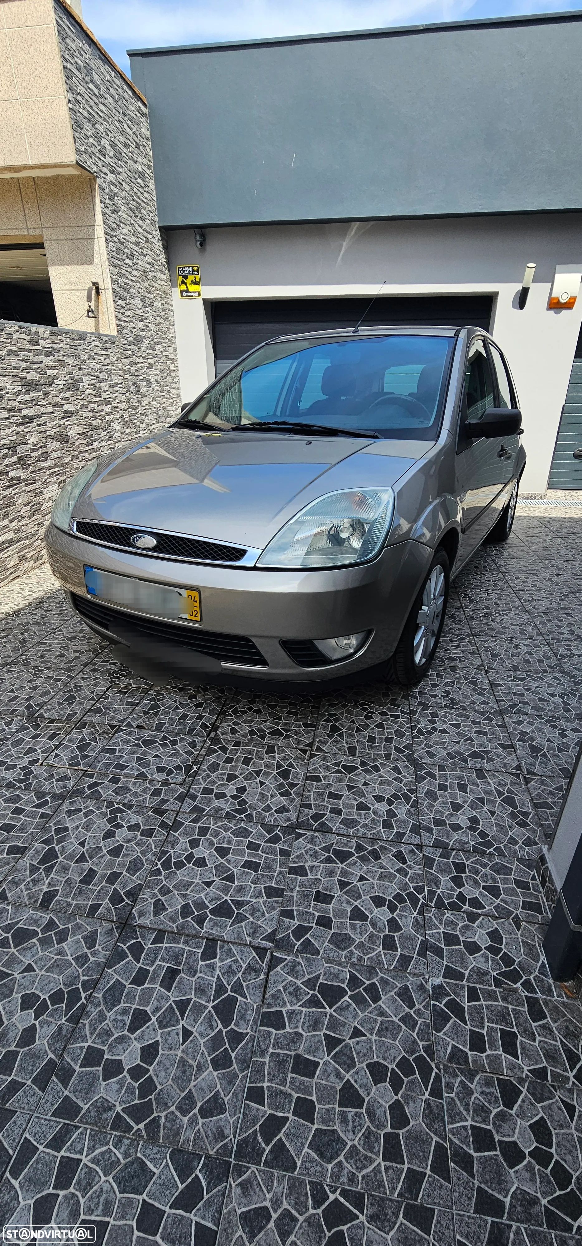 Ford Fiesta - 1