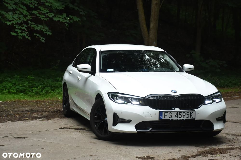BMW Seria 3 320i - 3