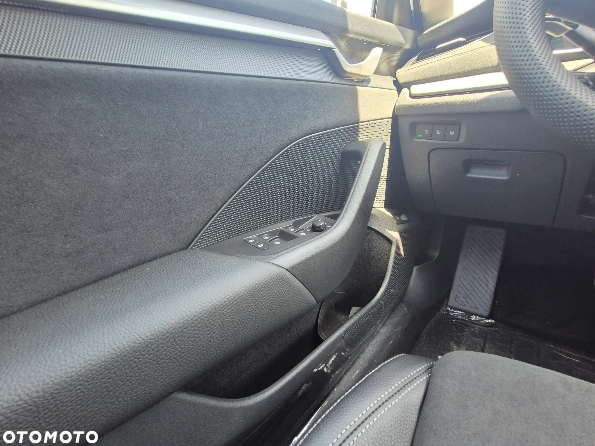 Skoda Octavia 1.5 TSI mHEV Selection DSG - 17