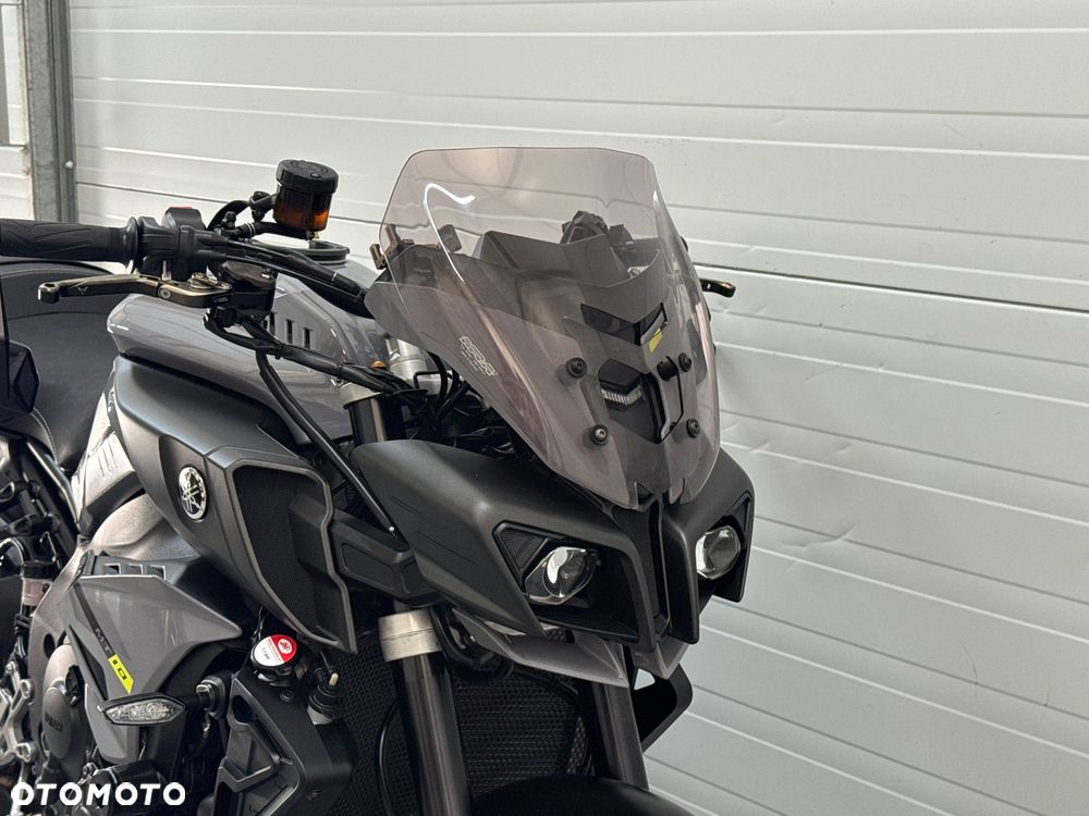Yamaha MT - 19