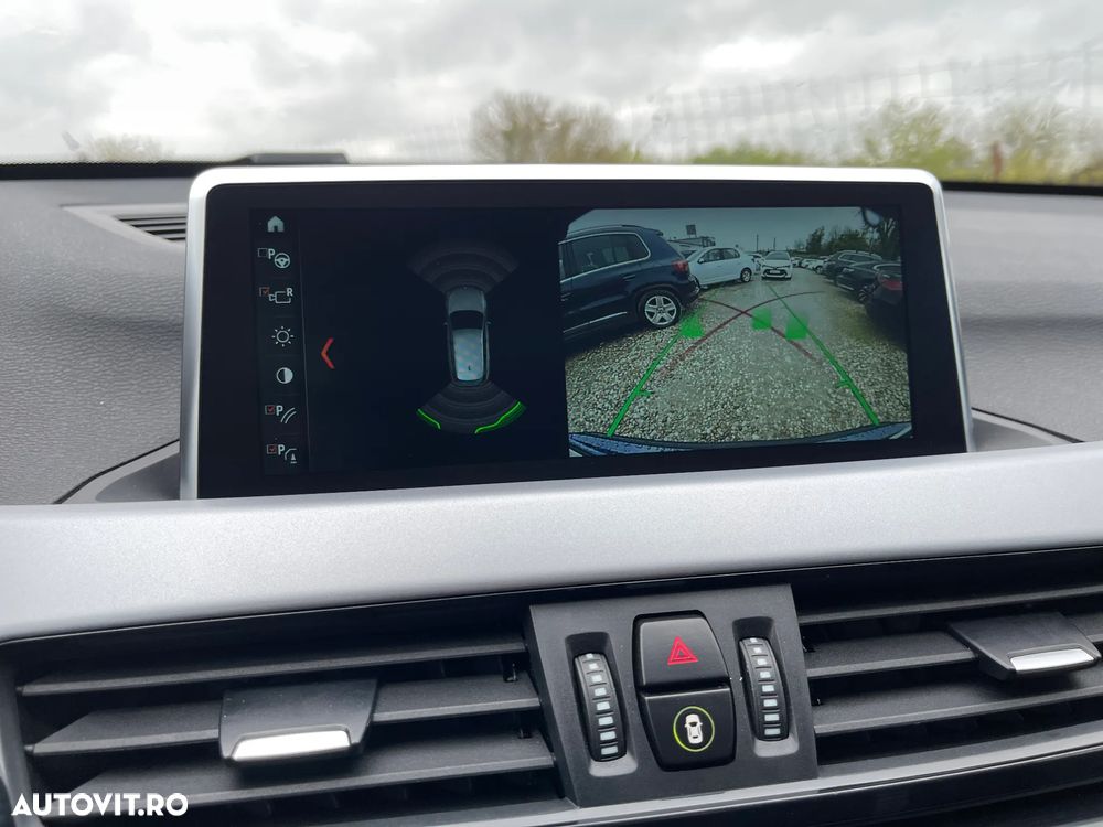 BMW X1 xDrive20i AT - 14