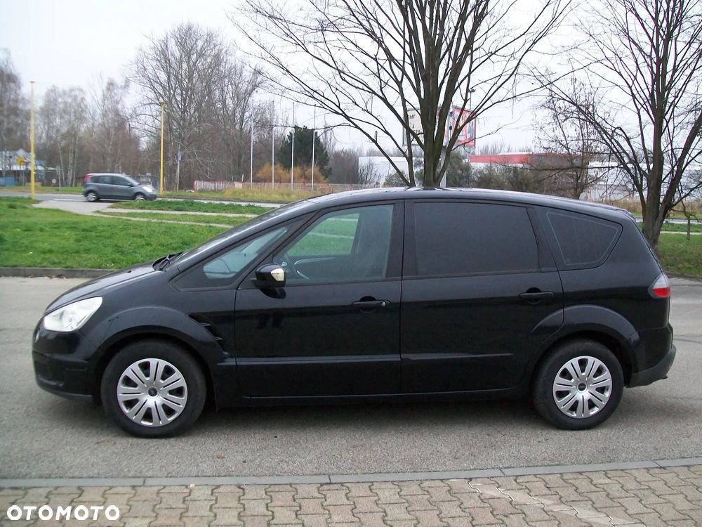 Ford S-Max - 9