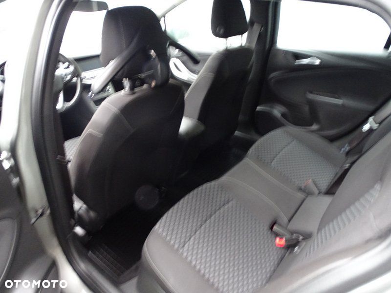 Opel Astra - 7