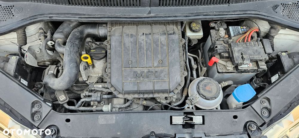 Volkswagen up! 1.0 take - 19