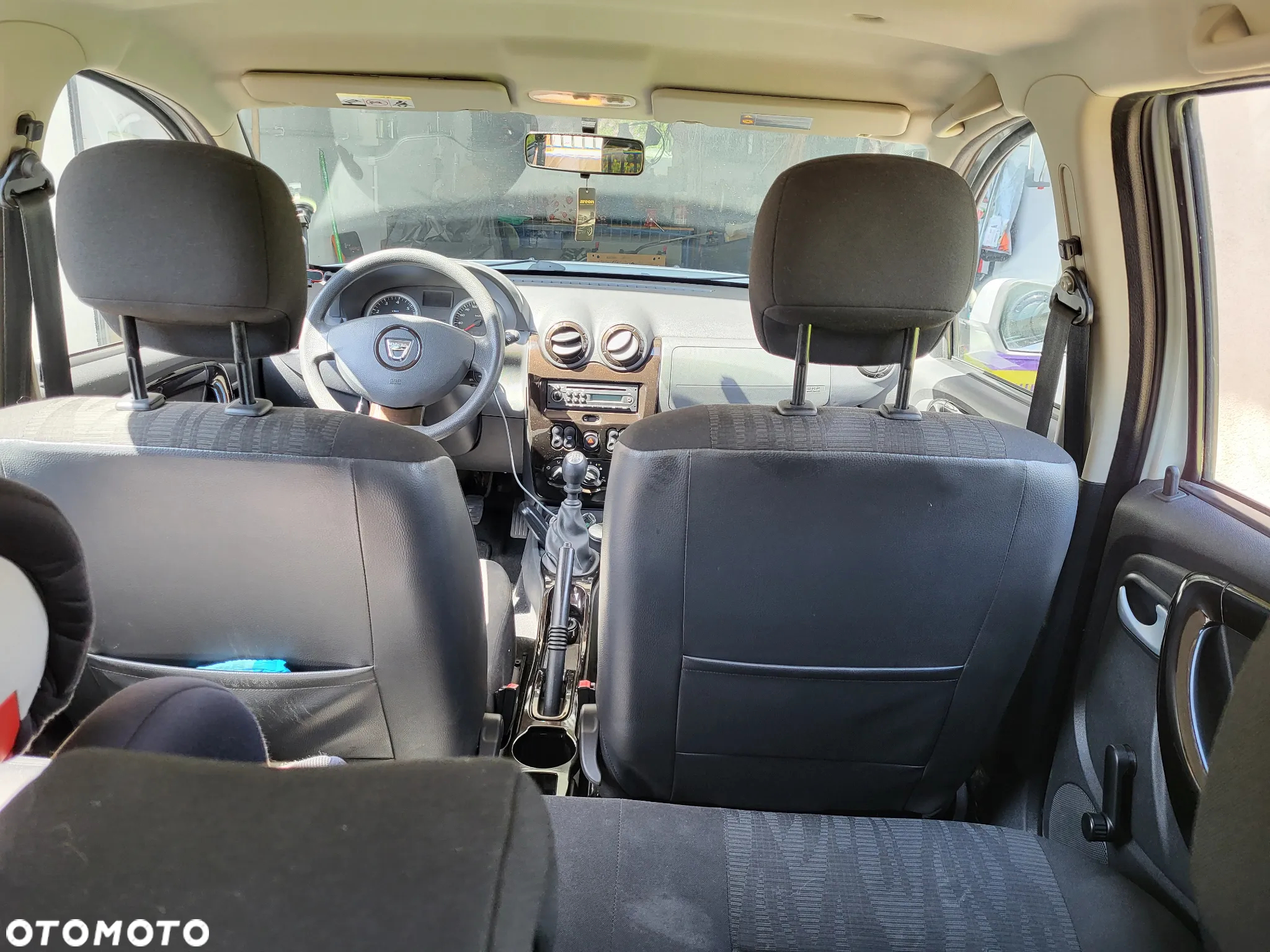 Dacia Duster 1.5 dCi Laureate 4x4 - 6