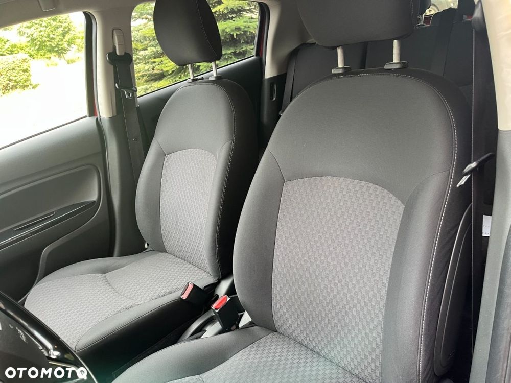 Mitsubishi Space Star 1.2 Intense - 22