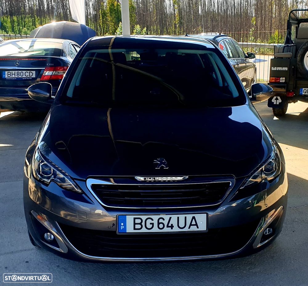 Peugeot 308 1.2 PureTech Allure - 2