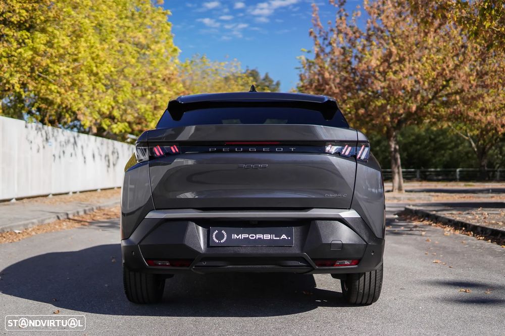 Peugeot 3008 1.2 Hybrid Allure e-DCS6 - 18