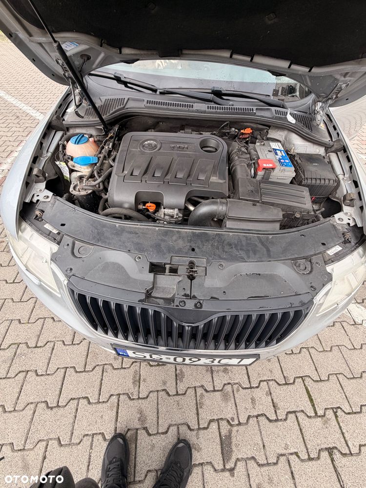 Skoda Superb 2.0 TDI Active DSG - 18