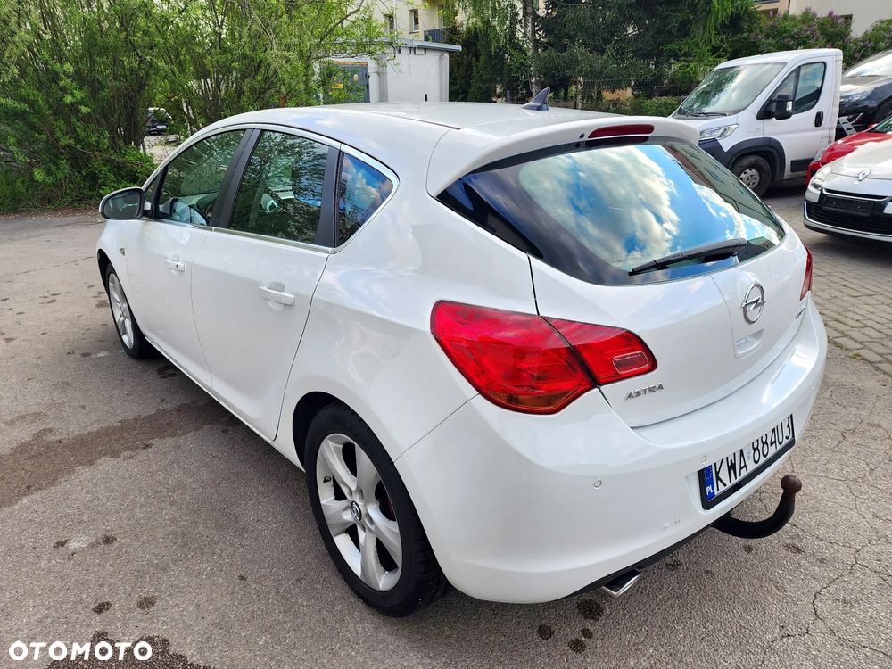 Opel Astra 1.6 Turbo Edition Sport - 3
