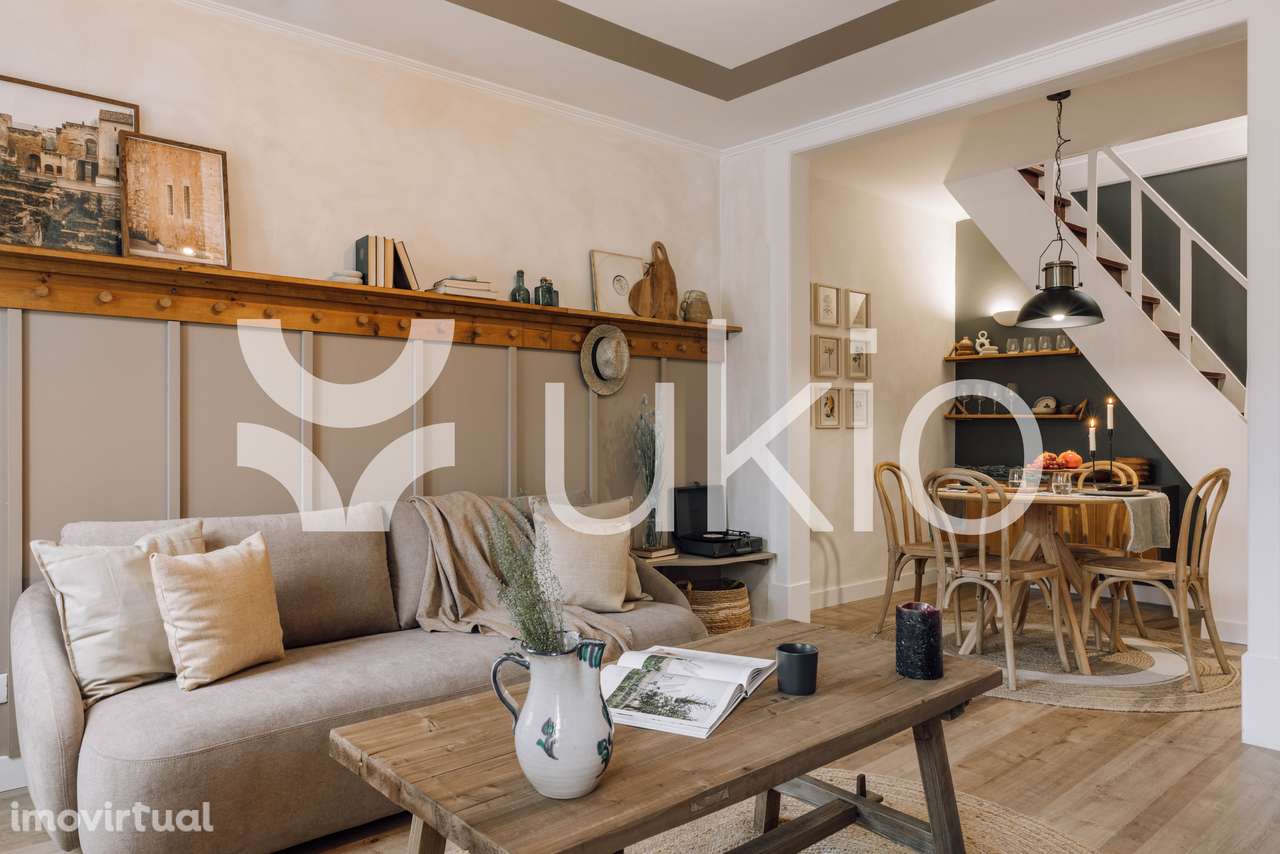 Apartamento T2 com terraço e escritório em Praça da Alegria - Grande imagem: 2/22