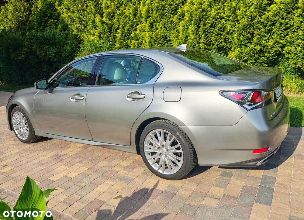 Lexus GS 200t / 300 Elegance - 2