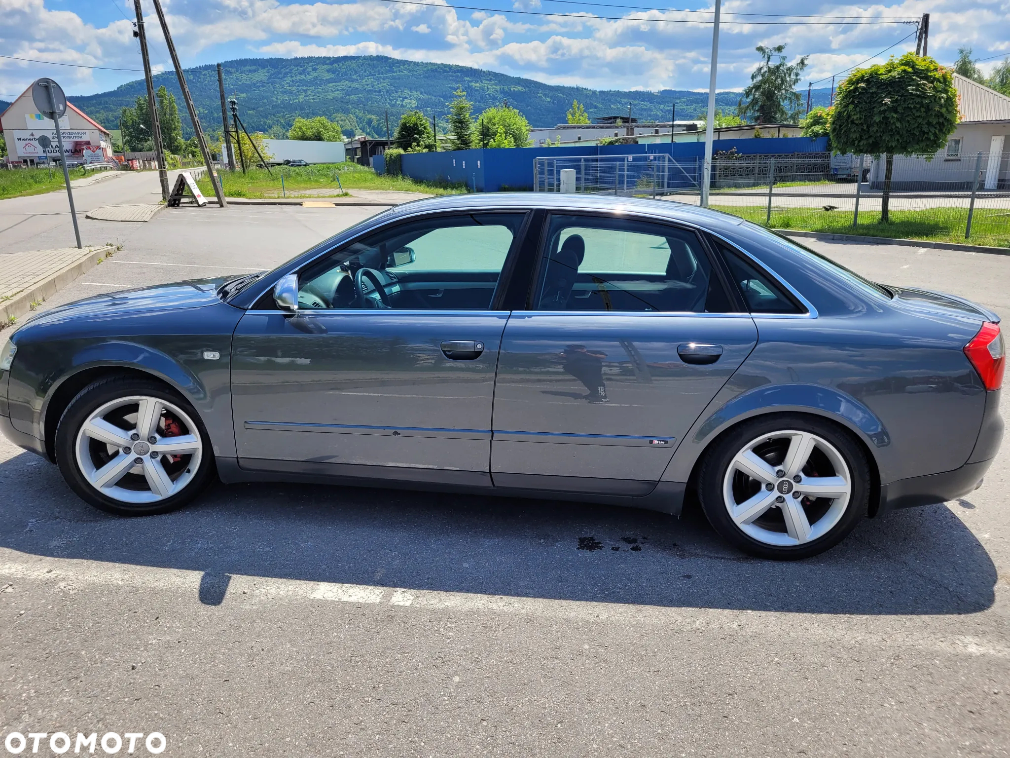Audi A4 - 4