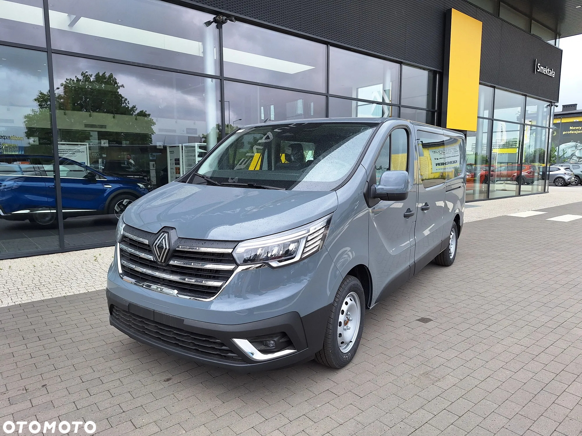 Renault TRAFIC - 2
