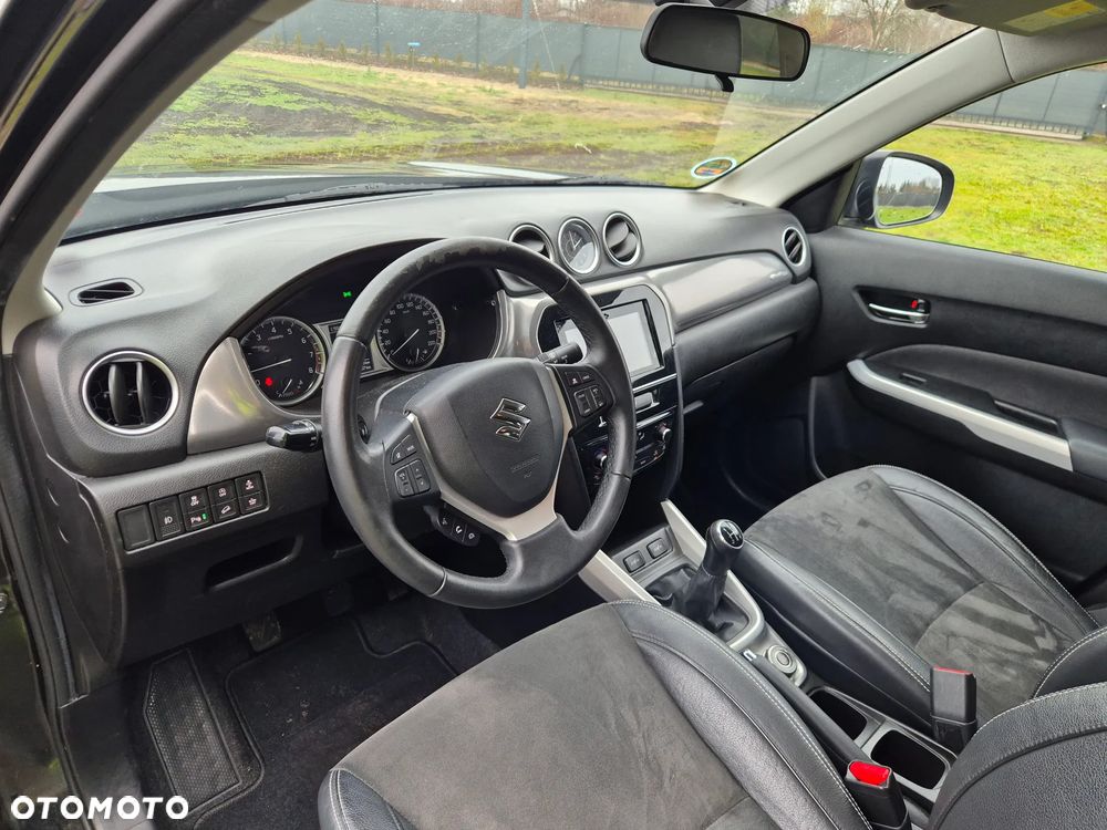Suzuki Vitara 1.6 (4x4) Allgrip Comfort+ - 13