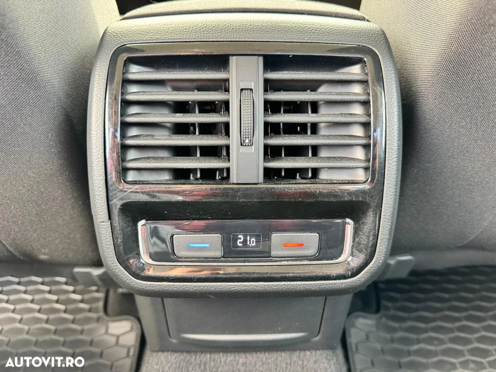 Volkswagen Passat - 18