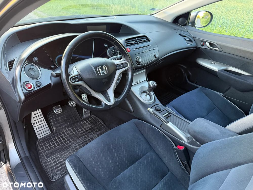 Honda Civic 1.8i-VTEC 50 Jahre Edition - 5
