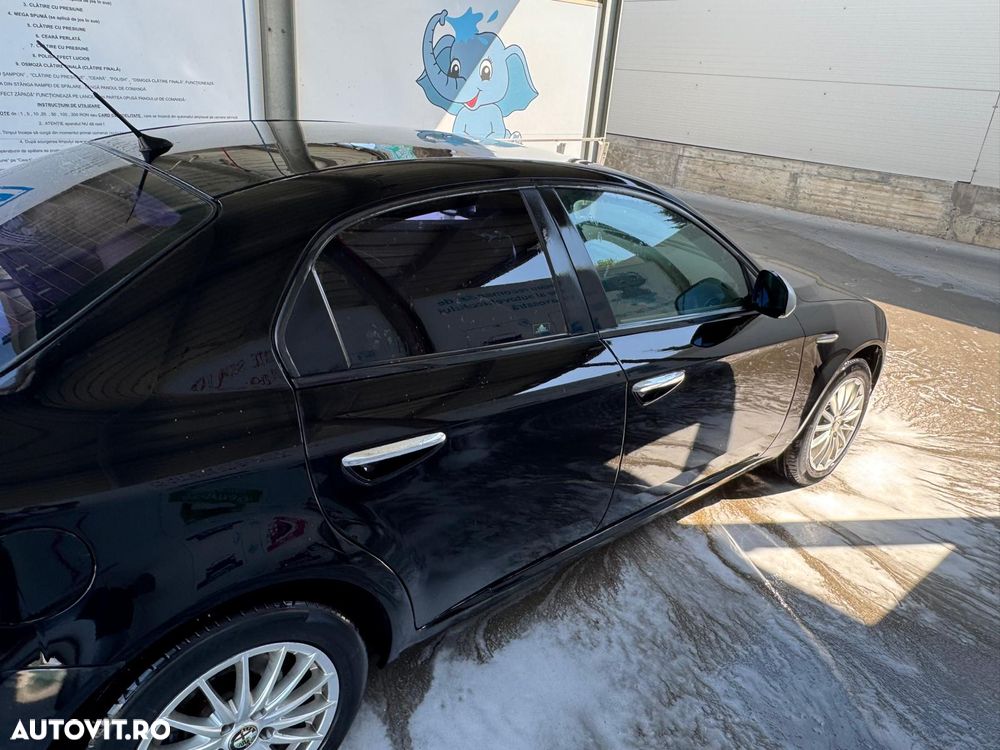 Alfa Romeo 159 1.9 Multijet 16v CM Distinctive - 4