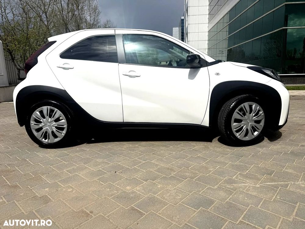 Toyota Aygo 1.0 VVY-I 5 usi X - 4