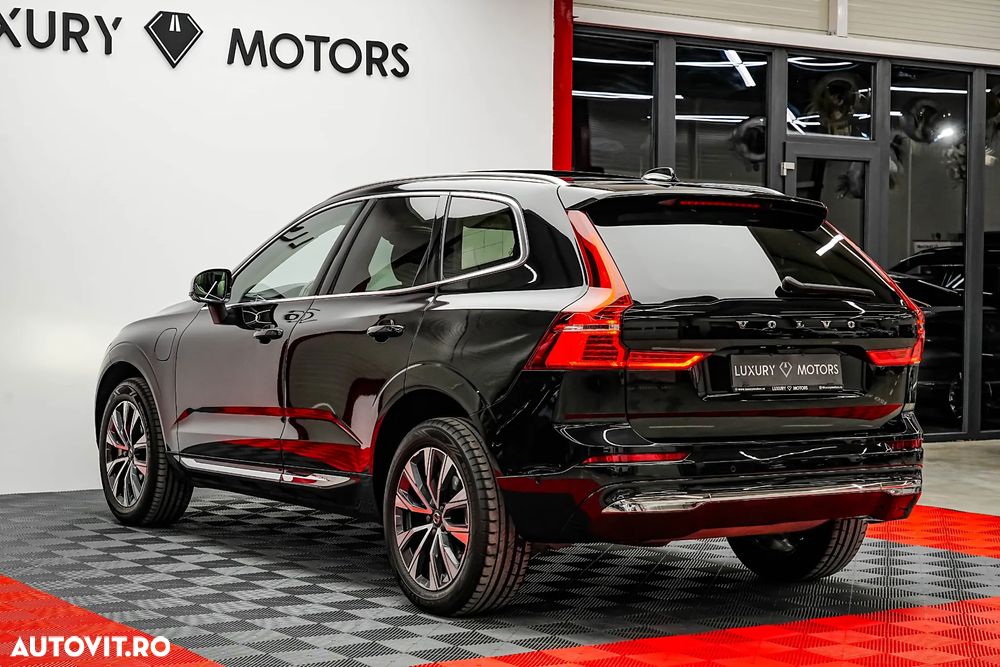 Volvo XC 60 Recharge T6 Twin Engine eAWD Inscription Expression - 11