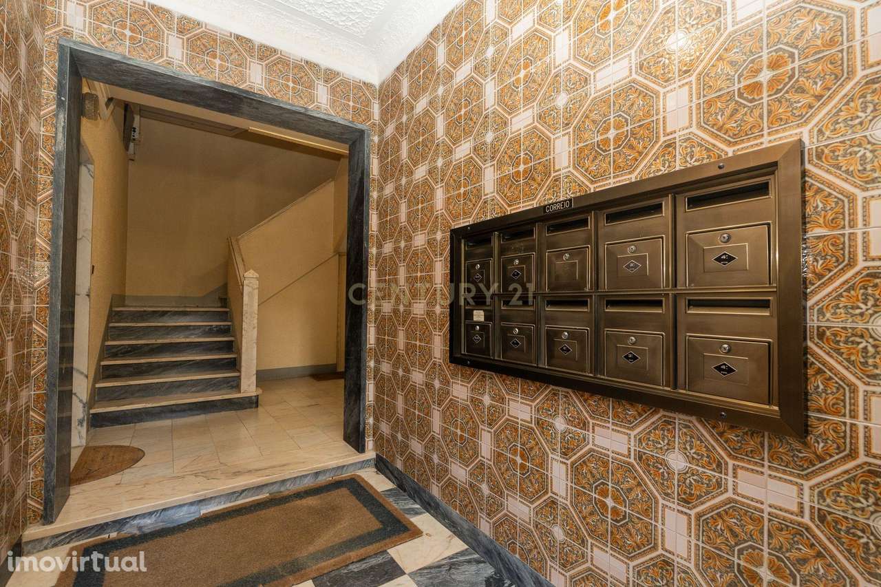 "Excelente apartamento T2 em ODIVELAS" - Grande imagem: 3/26