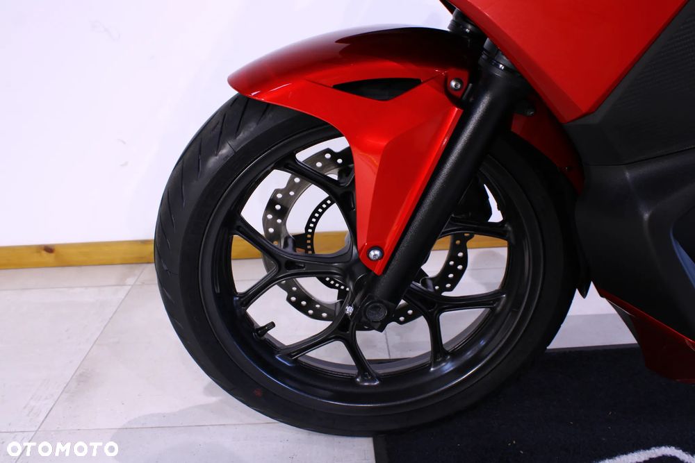 Honda NC - 32