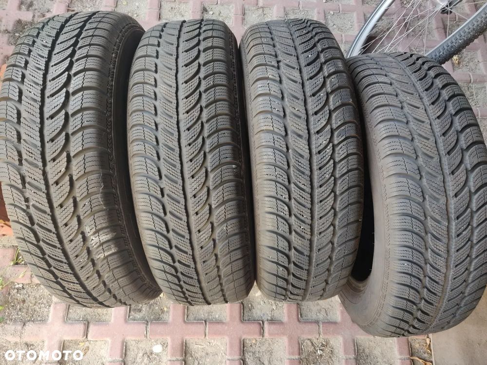 Ładne zimowe Dębica 185/65 R15 - 1