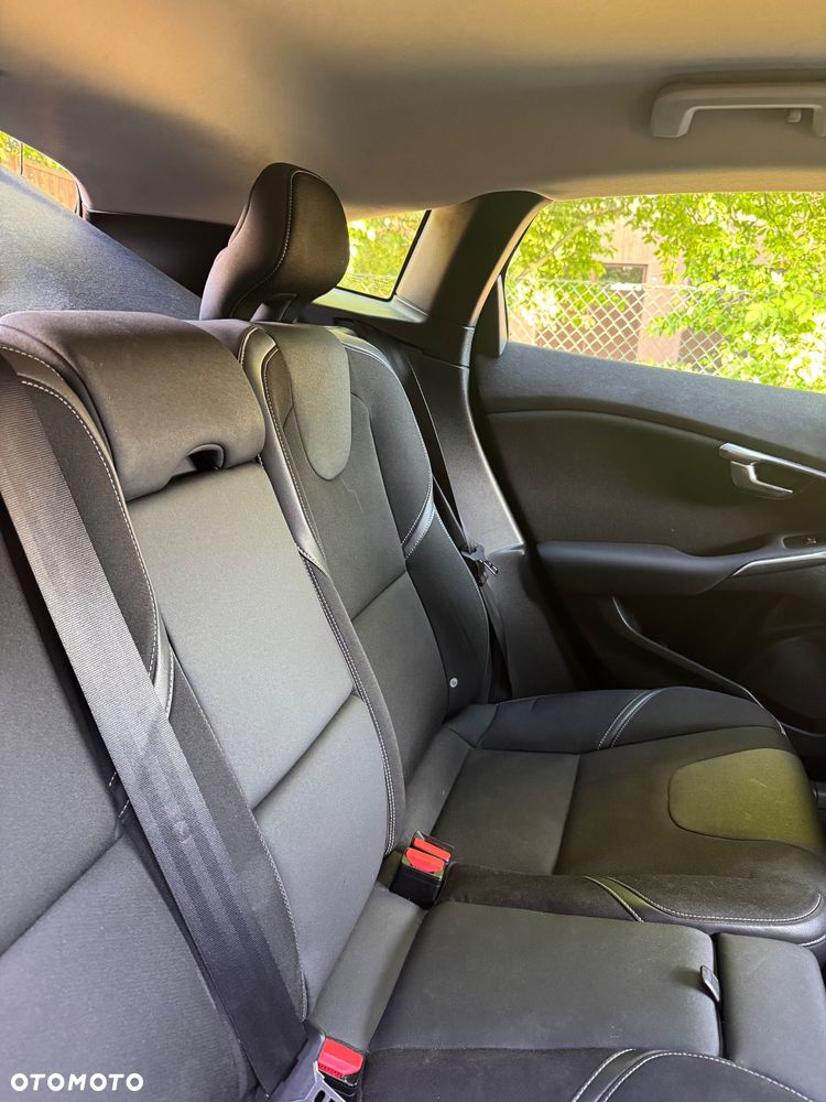 Volvo V40 D4 Drive-E Kinetic - 13