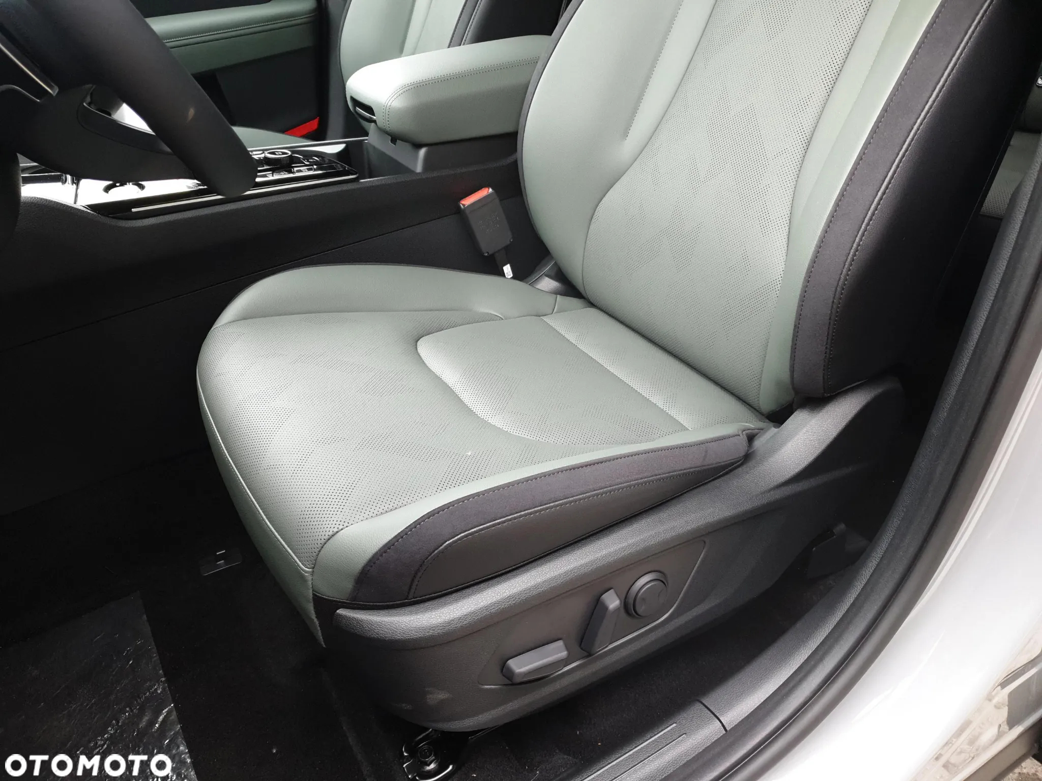 Kia Sportage 1.6 T-GDI Anniversary 2WD DCT - 12