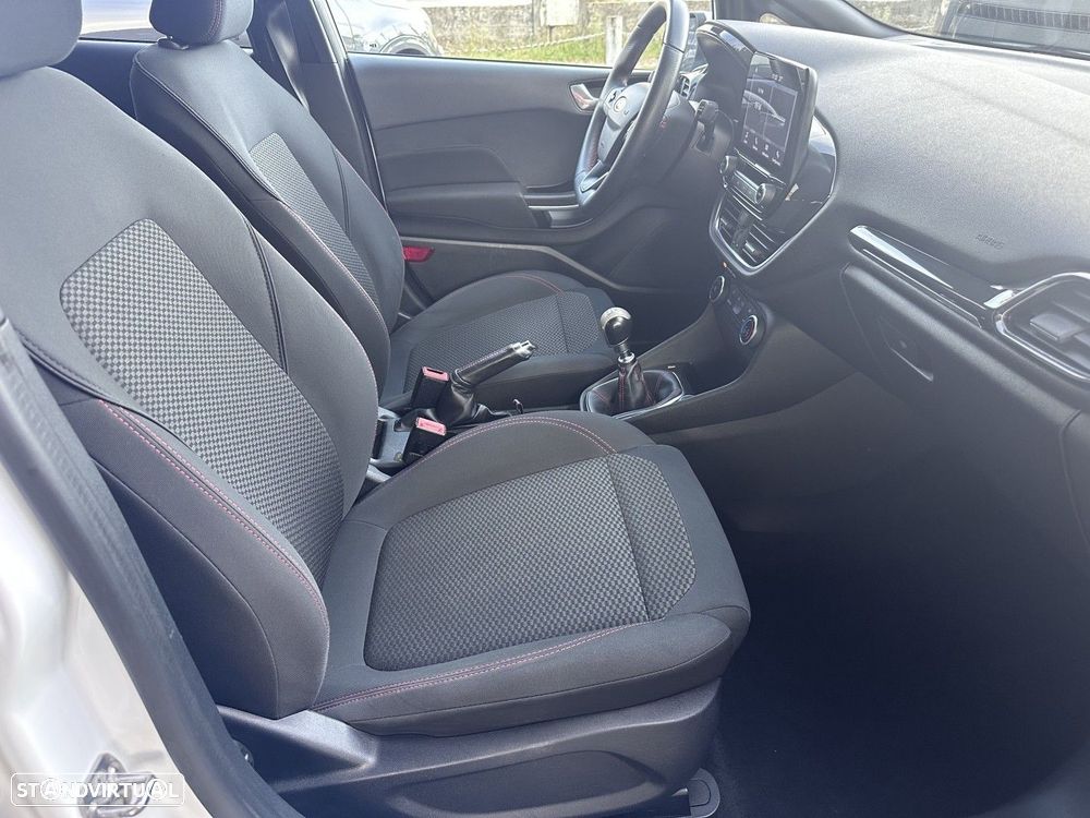Ford Fiesta 1.0 EcoBoost ST-Line X - 18