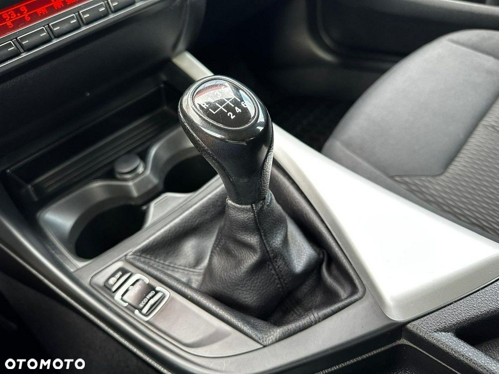 BMW Seria 1 116i - 20
